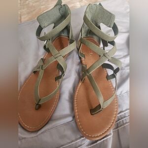 Soda Olive Green Strappy Gladiator Sandals Size 11